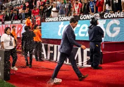 Prensa argentina reacciona a botellazo contra Fernando Gago tras derrota vs Xolos