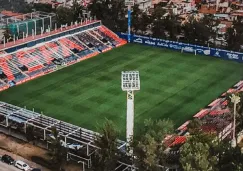 Encuentro entre Tepatitlán y Leones Negros fue suspendido unos cuantos minutos