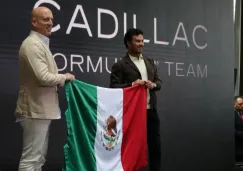 Checo Pérez se prepara para 'debutar' con Cadillac en el simulador