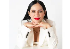 La empresaria, dicen, apareció en un reporte de seguridad de la Sedena.