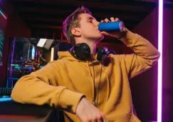 Prohíben bebidas energéticas para menores de edad en México 