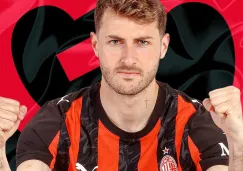 Santi Giménez, con el AC Milan