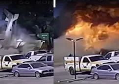 VIDEO: Avión se estrella en estacionamiento de Texas y provoca incendio de vehículos