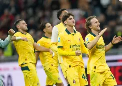 Milan arrebata el liderato