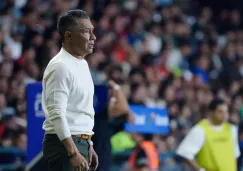 Nacho Ambriz se rompe en plena conferencia 