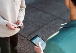 “Te llegó un mensaje de una transferencia SPEI”: la nueva estafa que roba tus datos bancarios en México