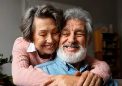 Los adultos mayores deben de tramitar el apoyo extra para que les sea asignado.