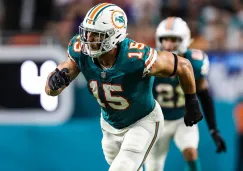 Eagles adquieren a Jaelan Phillips y refuerzan su defensiva rumbo a los Playoffs