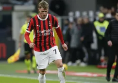 ¿Qué partidos se perderá Santiago Giménez tras anunciar que parará de jugar por lesión?