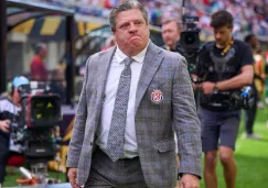 "Fuera Piojo": Tunden' a Miguel Herrera tras quedar al borde de la eliminación