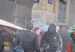 Las manifestantes querían llegar hasta la puerta de La Mañanera de la presidenta Claudia Sheinbaum.