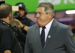 Afición de Costa Rica canta "fuera Piojo" ante inminente eliminación