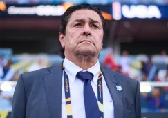 Luis Fernando Tena descarta renunciar y desea seguir como DT de Guatemala