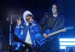 Jack White y Eminem sorprenden en la NFL con show 