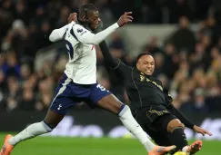 Fulham sorprende y vence a Tottenham con Raúl Jiménez como titular
