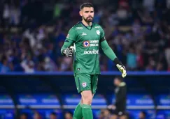 Gudiño rompe el silencio tras penal fallado de Chicharito