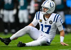 Daniel Jones sale lesionado en la derrota ante los Jaguars