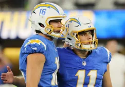 Los Angeles Chargers derrotan a los Philadelphia Eagles; Jalen Hurts fue interceptado cuatro veces Los Angeles Chargers derrotan a los Philadelphia Eagles; Jalen Hurts fue interceptado cuatro veces