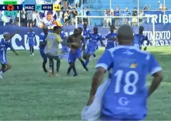 Festejo del inédito gol