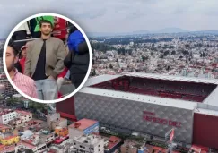 Chávez se sentó junto a los demás aficionados