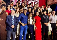 El elenco se reunió este día para la presentación oficial de la producción. El elenco se reunió este día para la presentación oficial de la producción.