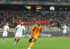 Argelia tapa la foto del rey de Marruecos en su hotel de concentración; la acción generó molestia