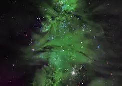 NASA revela imagen de un “árbol de Navidad cósmico” captado en el espacio