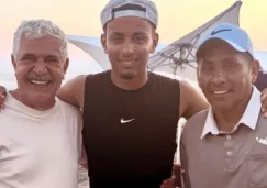Tuca Ferretti protagoniza encuentro con Jorge Campos y su hijo