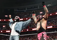 Penta y Rey Mysterio en el último Raw del 2025