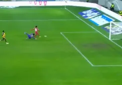 AEL Limassol cae 2-0 con grosero error de Guillermo Ochoa Error de Paco Memo