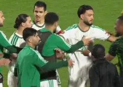 Jugadores de Argelia y de Nigeria protagonizaron pelea tras el partido