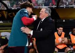 Piojo Herrera ve a Guillermo Ochoa por encima del resto de porteros de cara al Mundial 2026