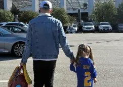 Niña se hace viral por fallar casi todos los partidos de Playoffs de la NFL
