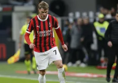 Entrenador del Milan sobre Santiago Giménez: "le falta mucho por volver"