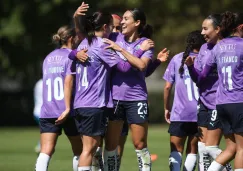 Chivas Femenil remonta y vence al Puebla