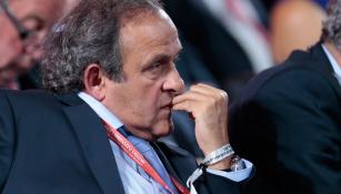 Platini en una reunión de la FIFA