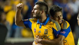 Gignac celebra gol contra Chiapas