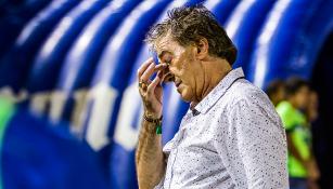 Ricardo La Volpe en duelo con Jaguares 