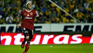 Dayro Moreno festeja un gol con Xolos