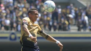 Meza en partido con Pumas