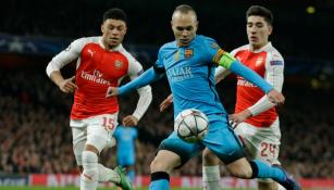 Iniesta, durante un partido frente al Arsenal