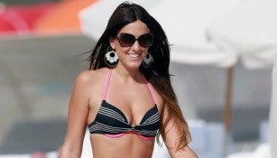 Claudia Romani luce espectacular figura en bikini