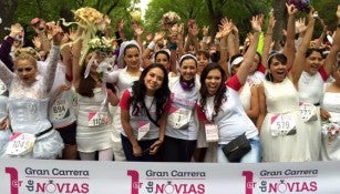 Novias antes del inicio de la primer Carrera de Novias en la CDMX 