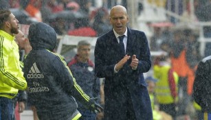 Zinedine Zidane durante el juego Rayo Vallecano vs Madrid