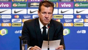 Dunga durante una conferencia de prensa