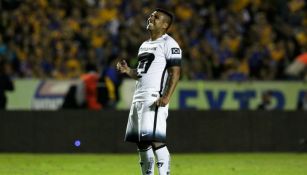 Daniel Ludueña en un partido de Pumas