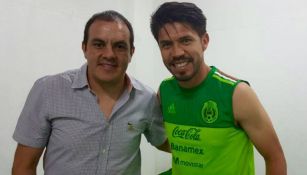 Cuauhtémoc Blanco posa junto con Oribe Peralta