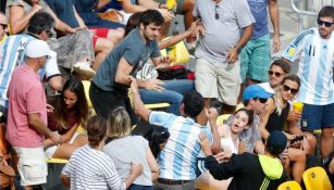 Aficionados de Brasil y Argentina se enfrentan en las gradas durante encuentro de tenis