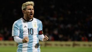 Messi celebra anotación frente a Uruguay