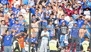 Afición de Cruz Azul durante un partido